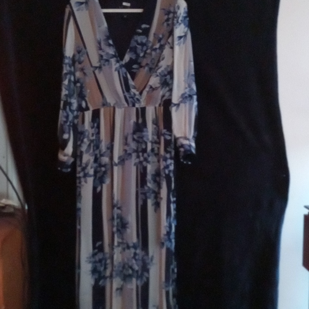 Maxi dress
